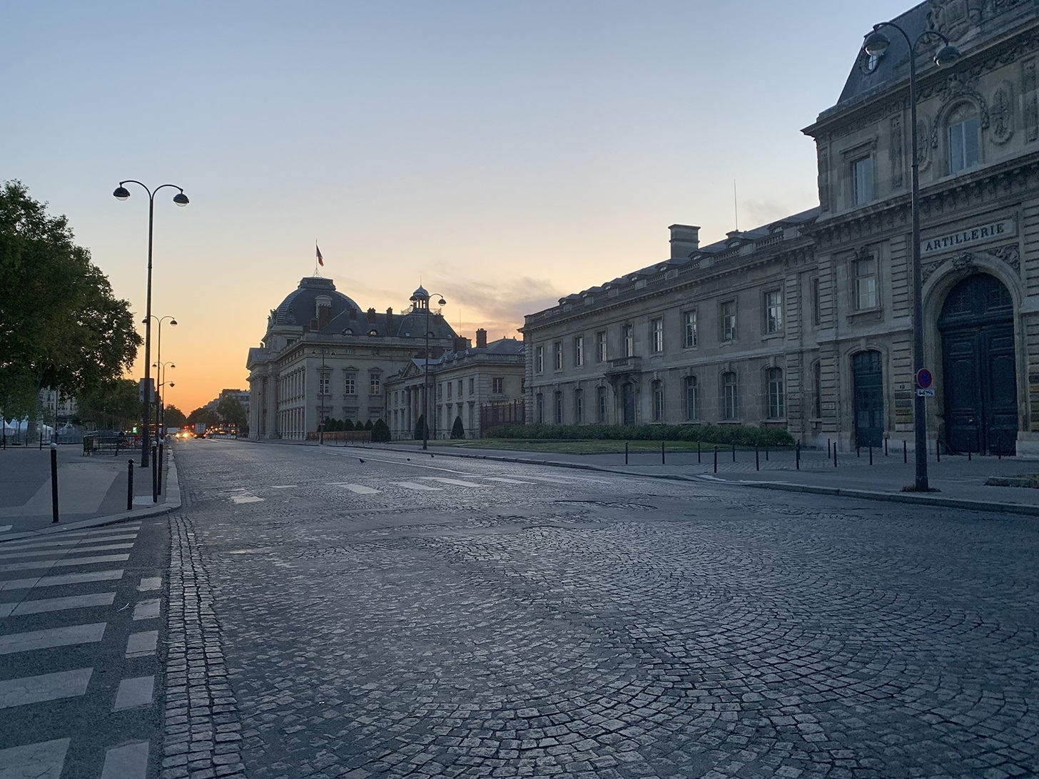 Paris before Tourists – early mornings in Paris